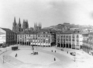 1910 Plaza Mayor